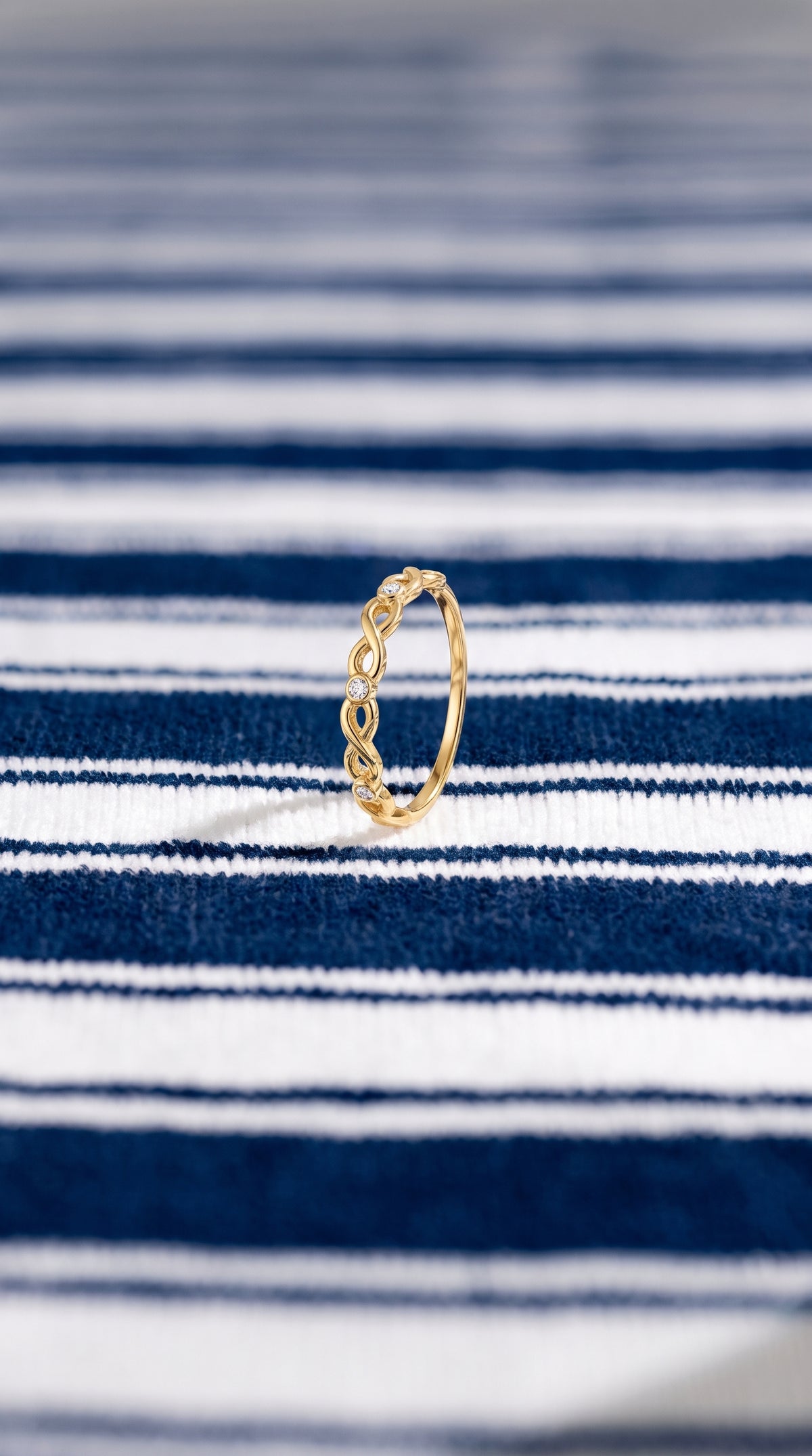 Anillo Entrelazo Dorado