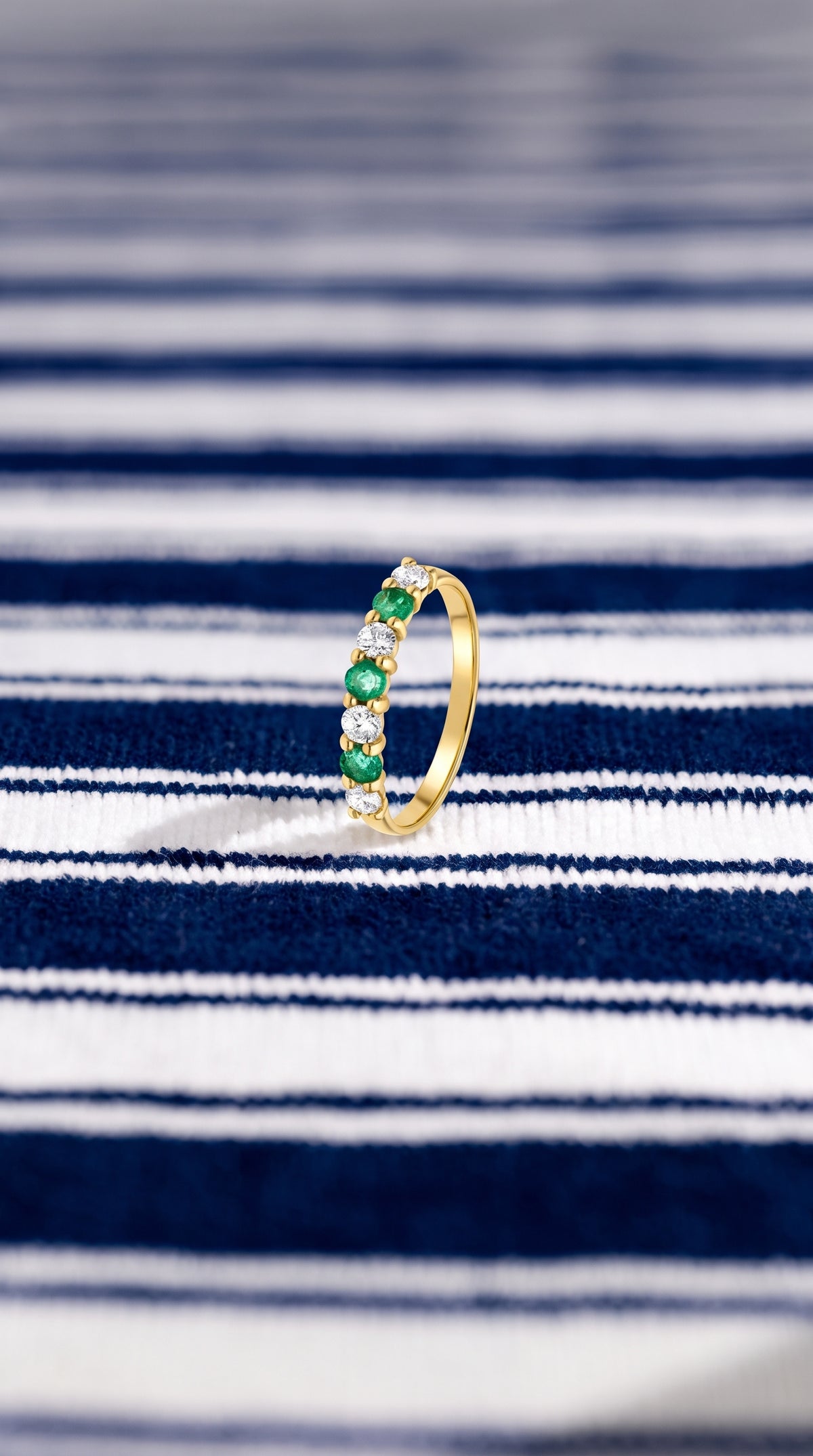 Anillo Esmeralda Real