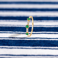 Anillo Esmeralda Dorado