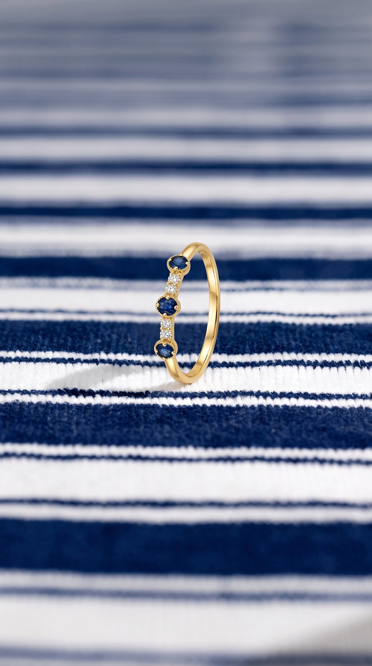 Anillo Zafiro Dorado