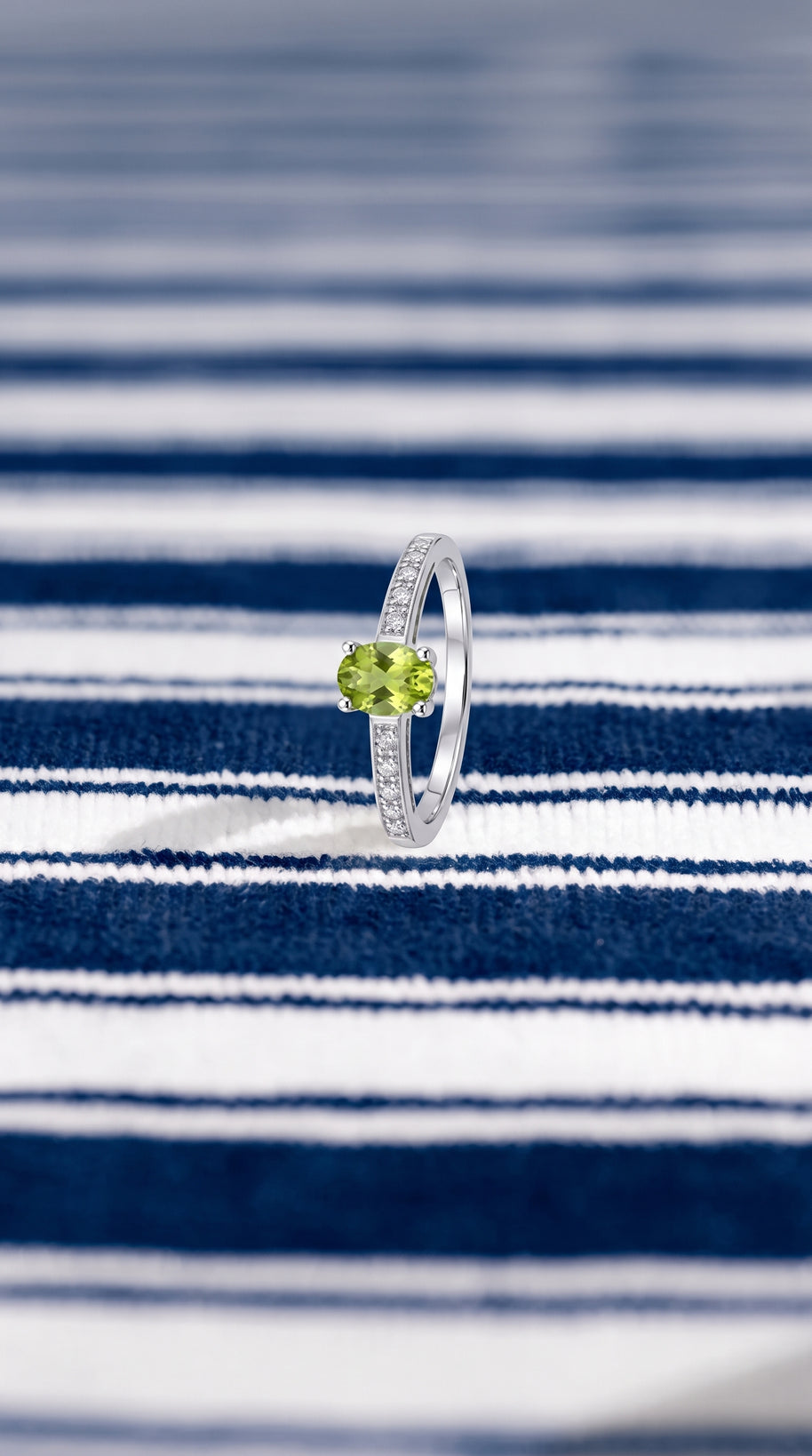 Anillo Brisa de Peridoto