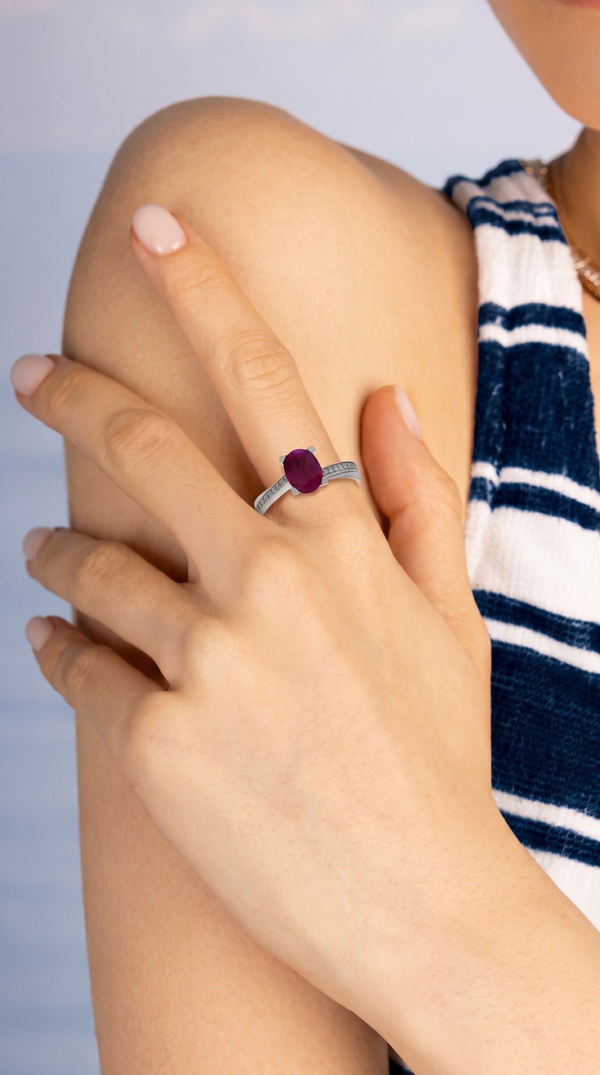 Anillo Rubí de Cadaqués