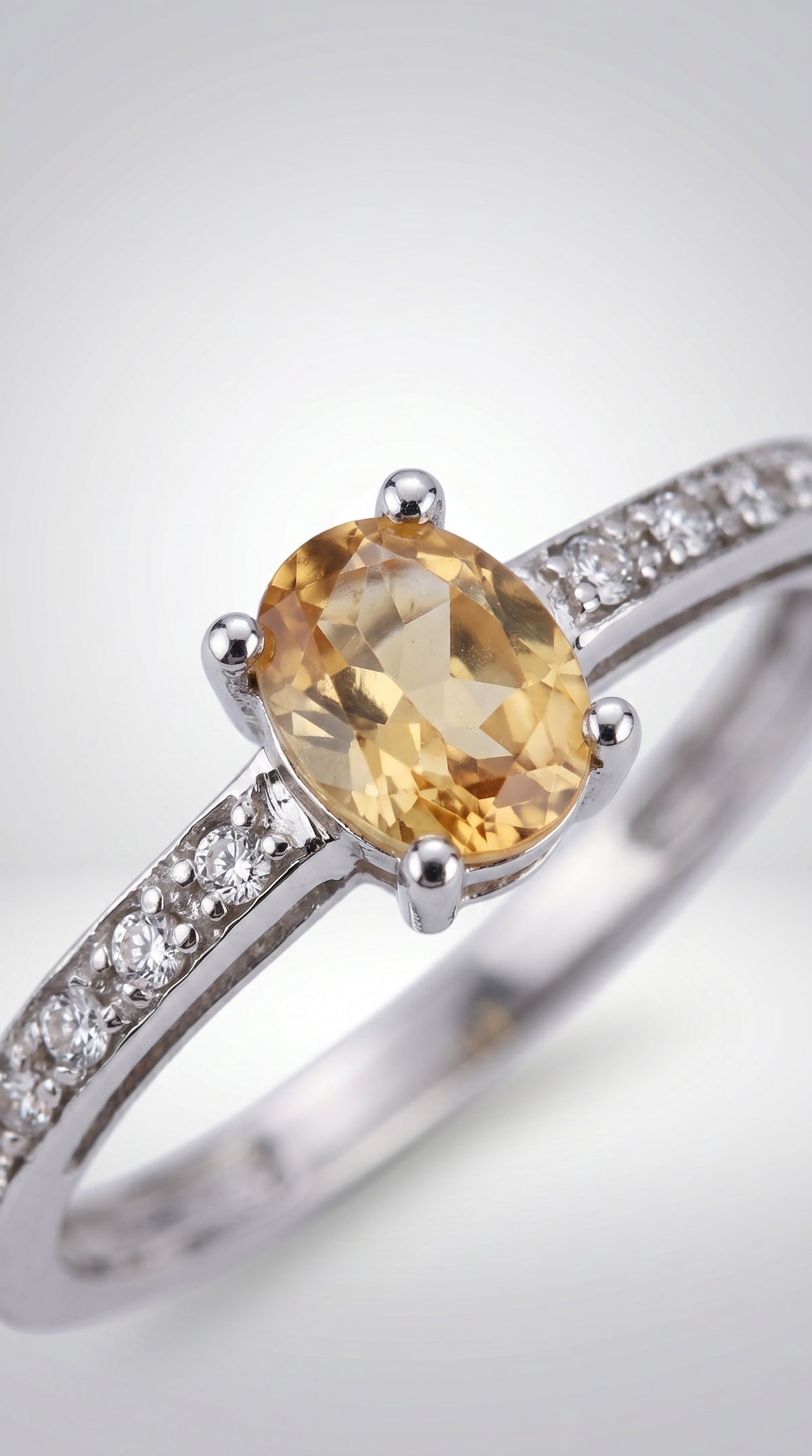 Anillo Sol de Ámbar