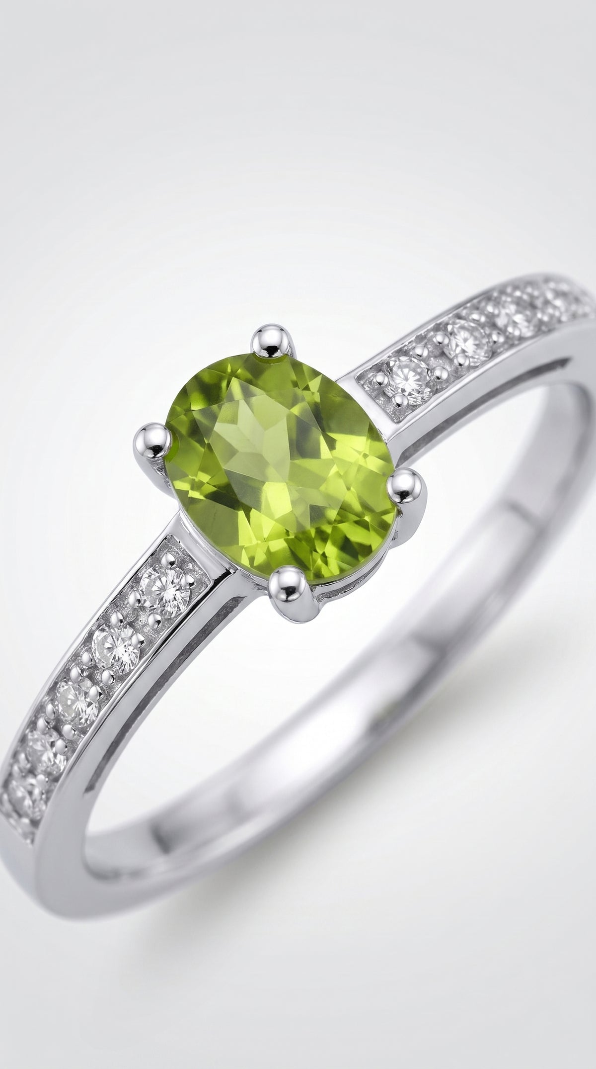 Anillo Brisa de Peridoto