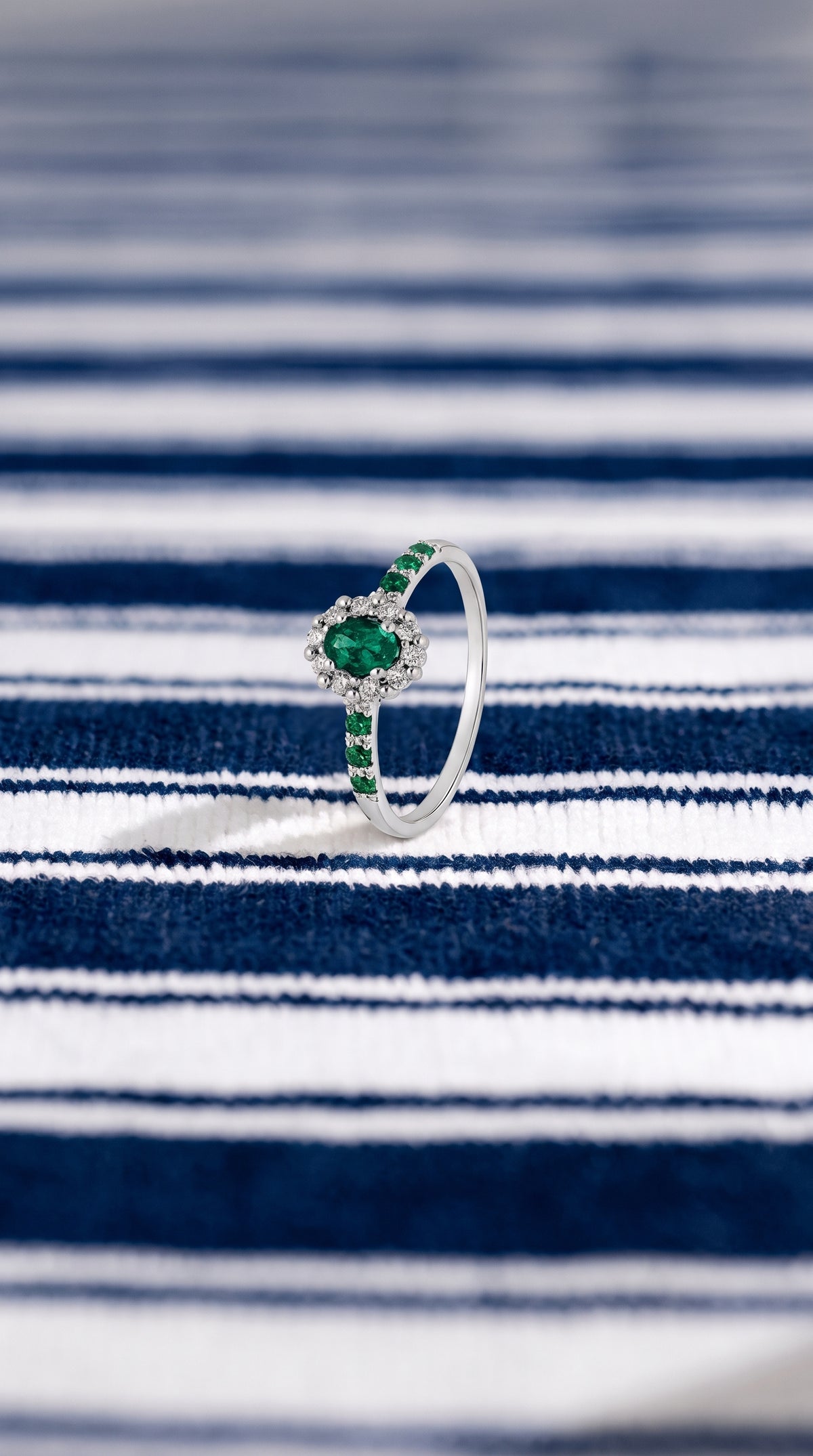 Anillo Esmeralda de Ischia
