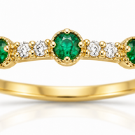 Anillo Esmeralda Dorado