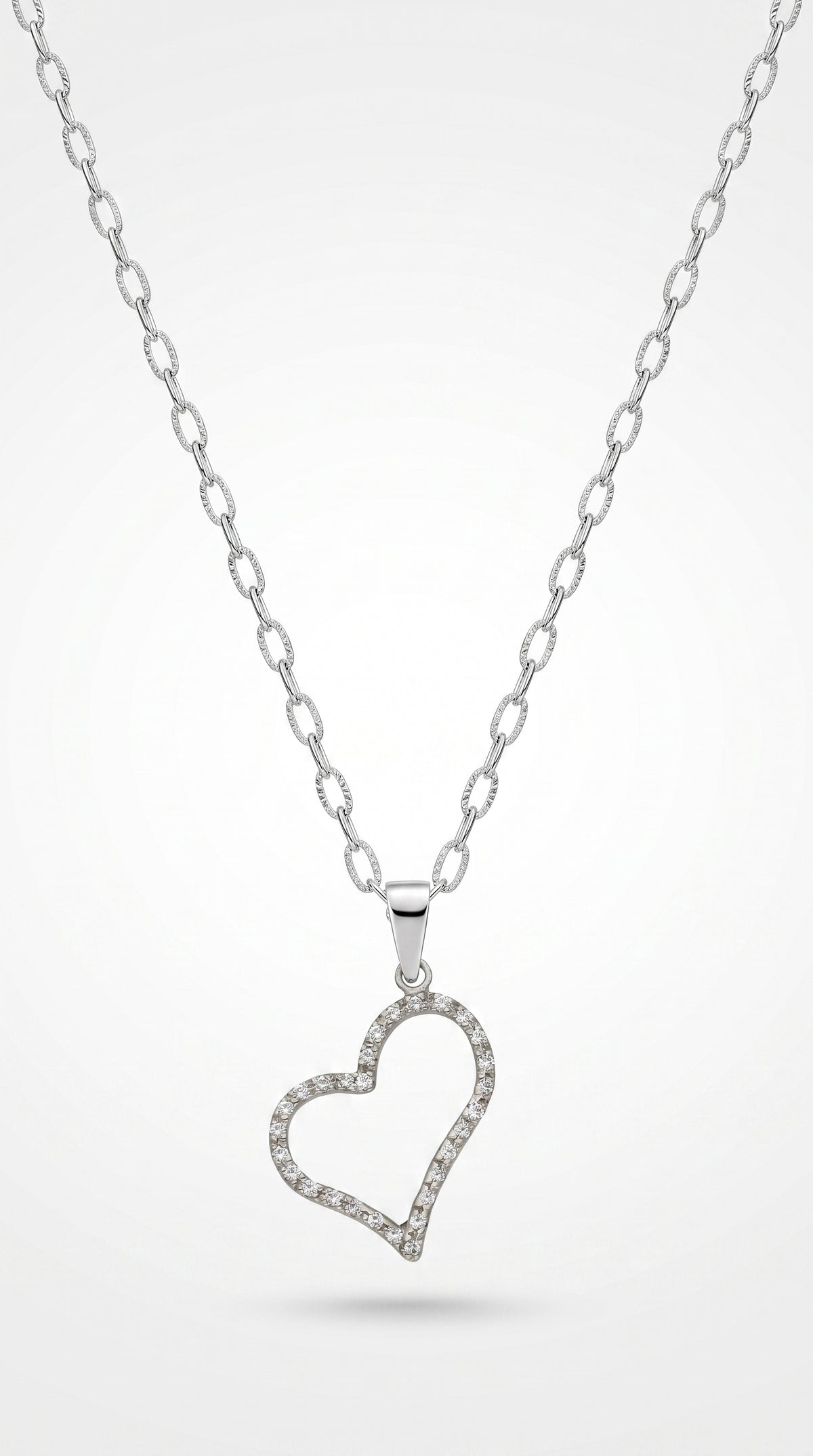 Collar Corazón Calado