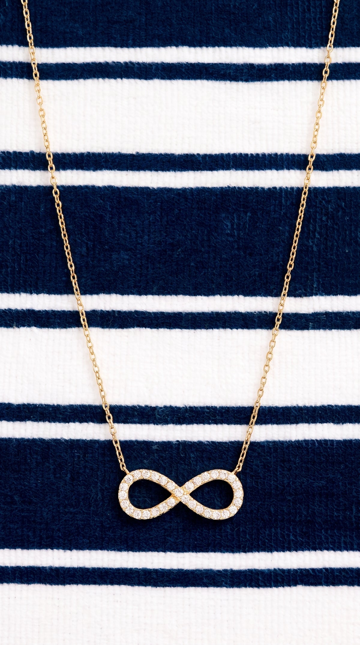 Collar Eterno Dorado