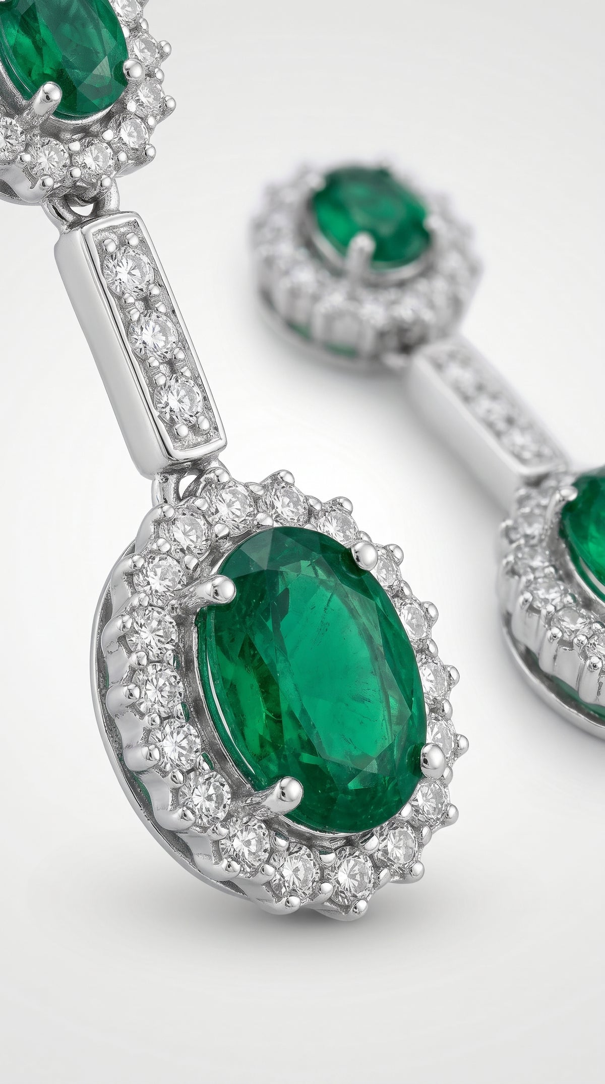 Pendientes Esmeralda Halo