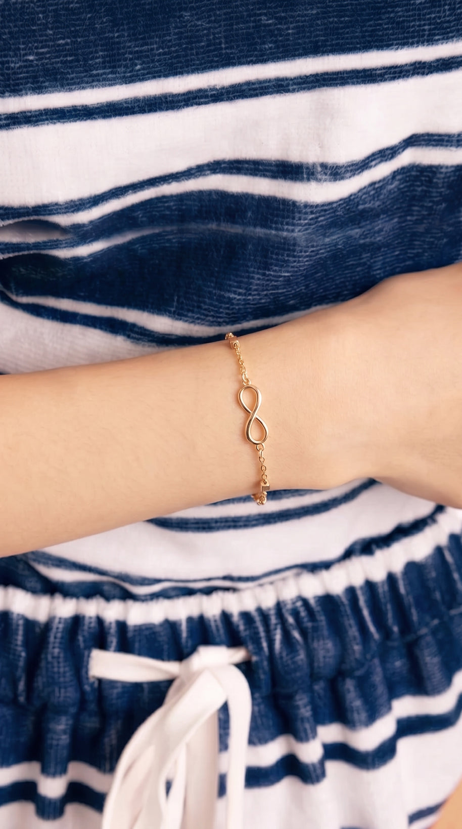 Pulsera Infinito Dorado